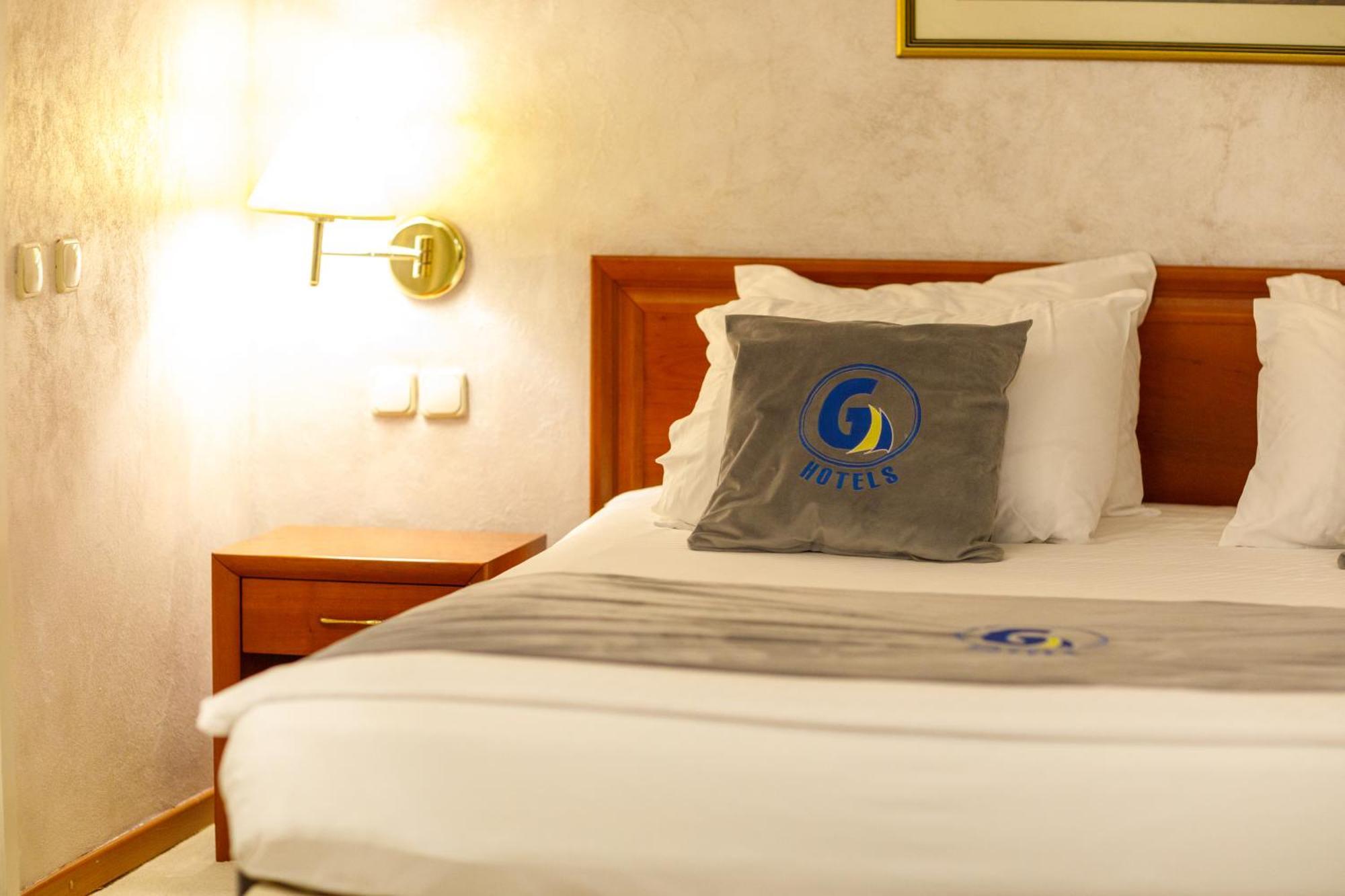 Grand Hotel Скопье Экстерьер фото
