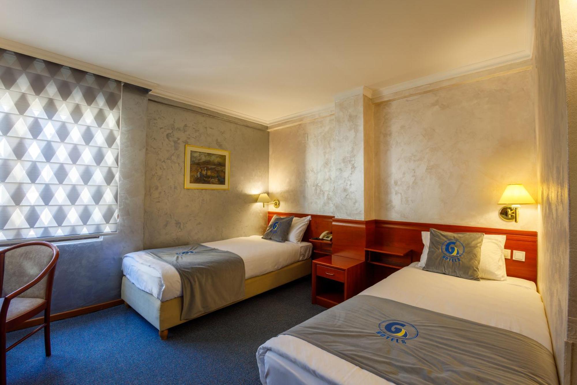 Grand Hotel Скопье Экстерьер фото